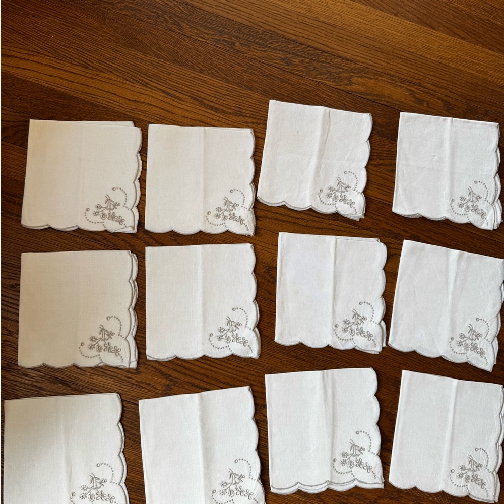 Set of 12 White Embroidered Linen Napkins